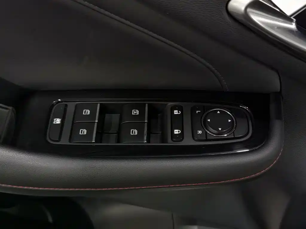 GAC Trumpchi Trumpchi GS4 2020 270T Manual Elite Version фото 9