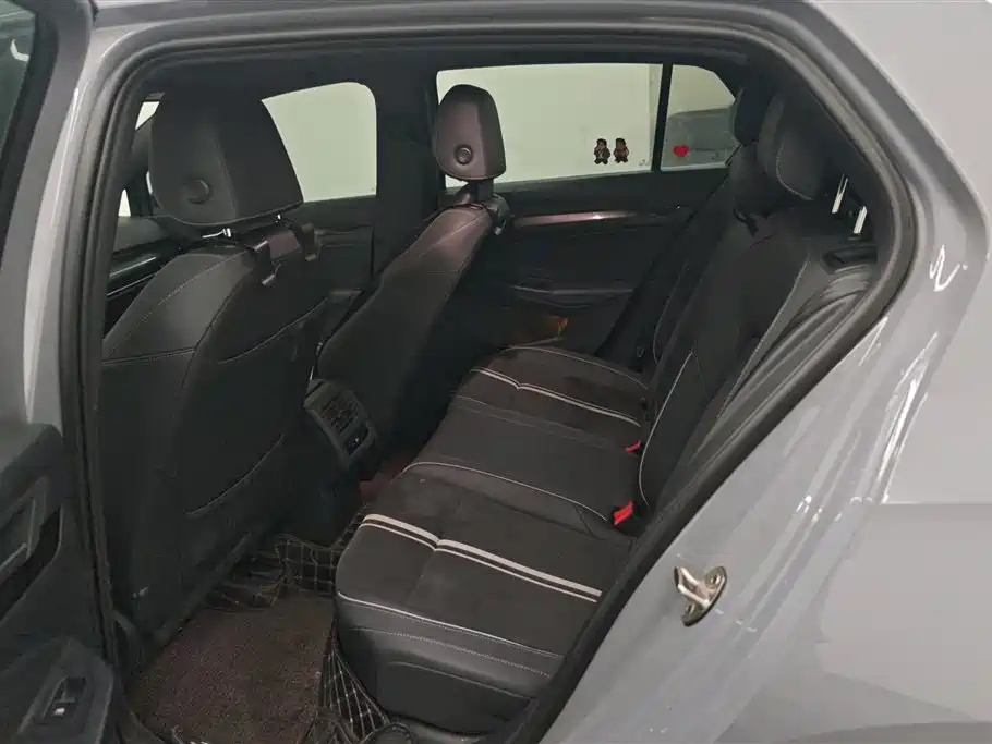 Volkswagen Golf 2021 280TSI DSG R-Line фото 11