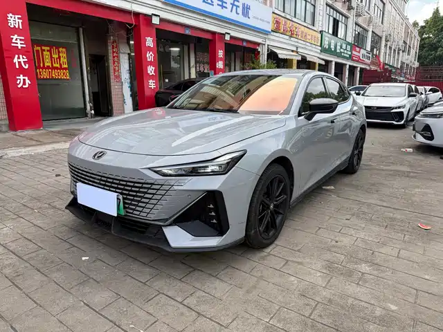 Changan UNI-V iDD 2023