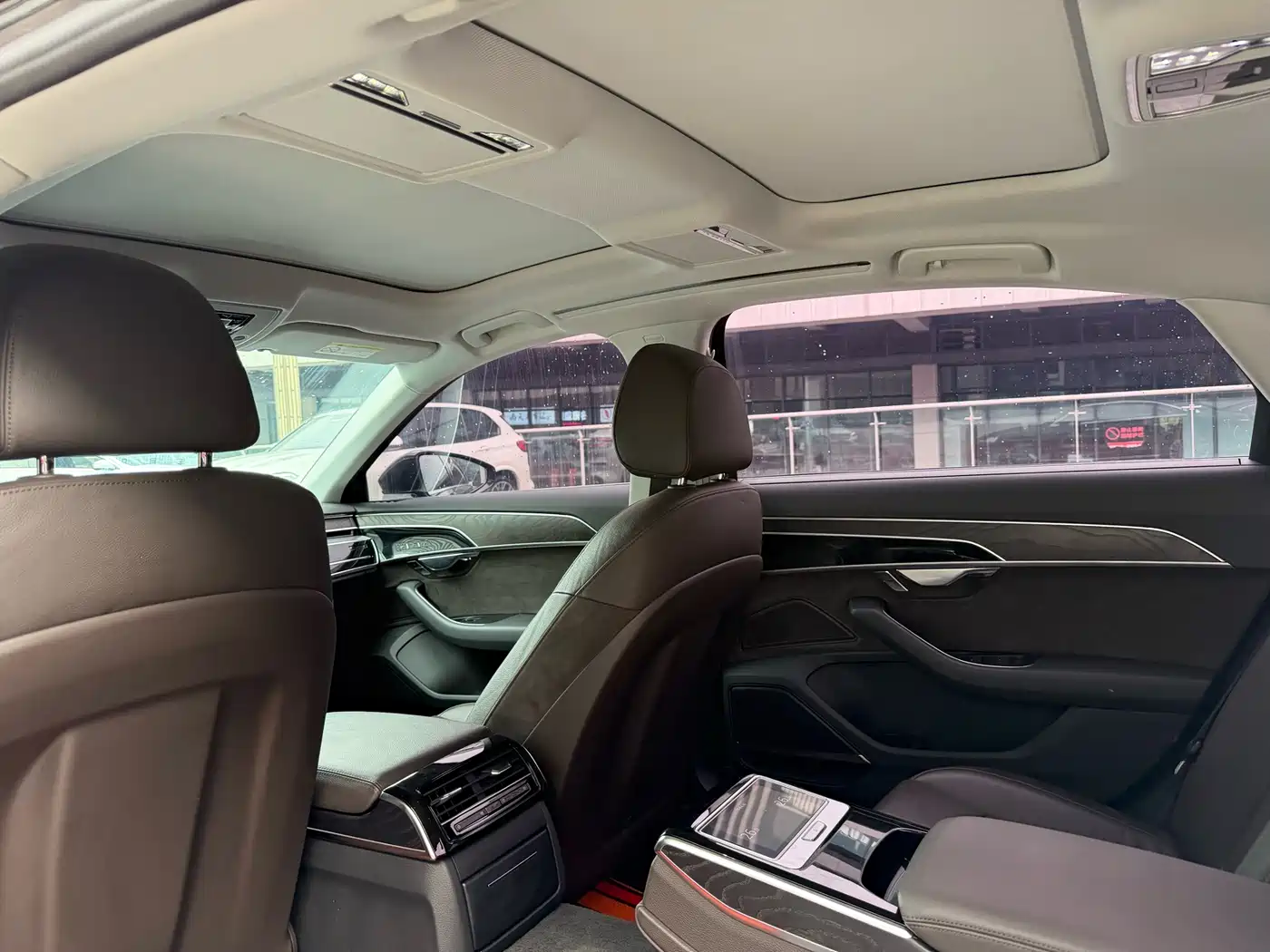 Audi A8 2018 A8L 55 TFSI quattro Launch Elite фото 9