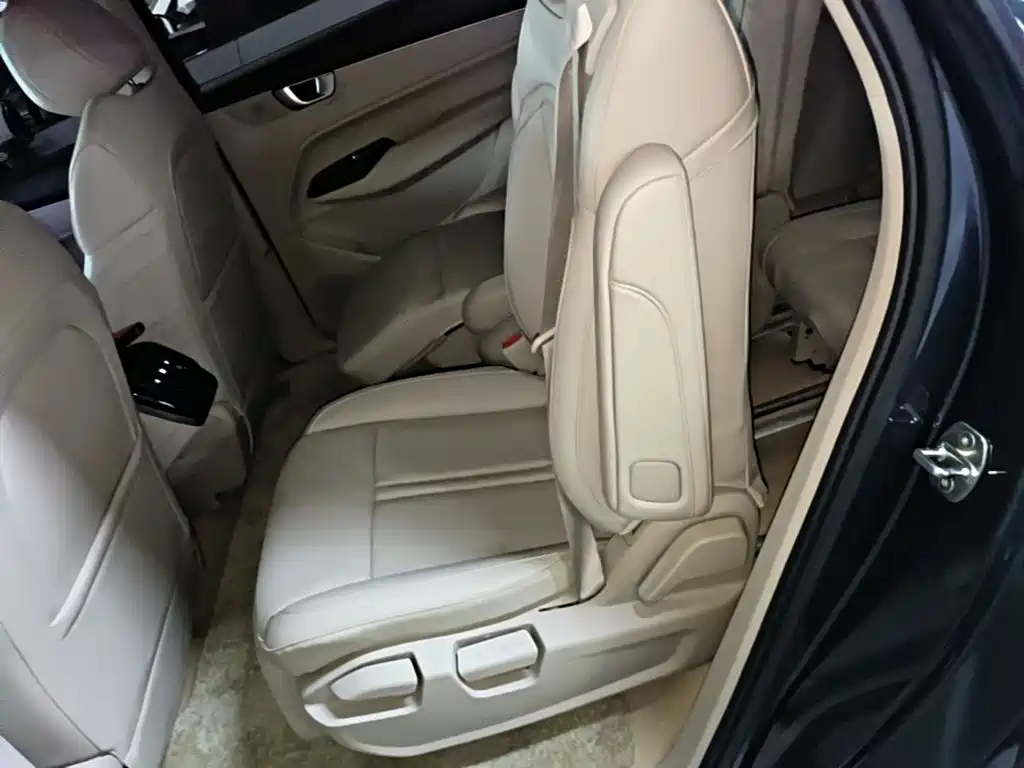 Wuling Motors Wuling Victory 2022 2022 280T 1.5T CVT Flagship