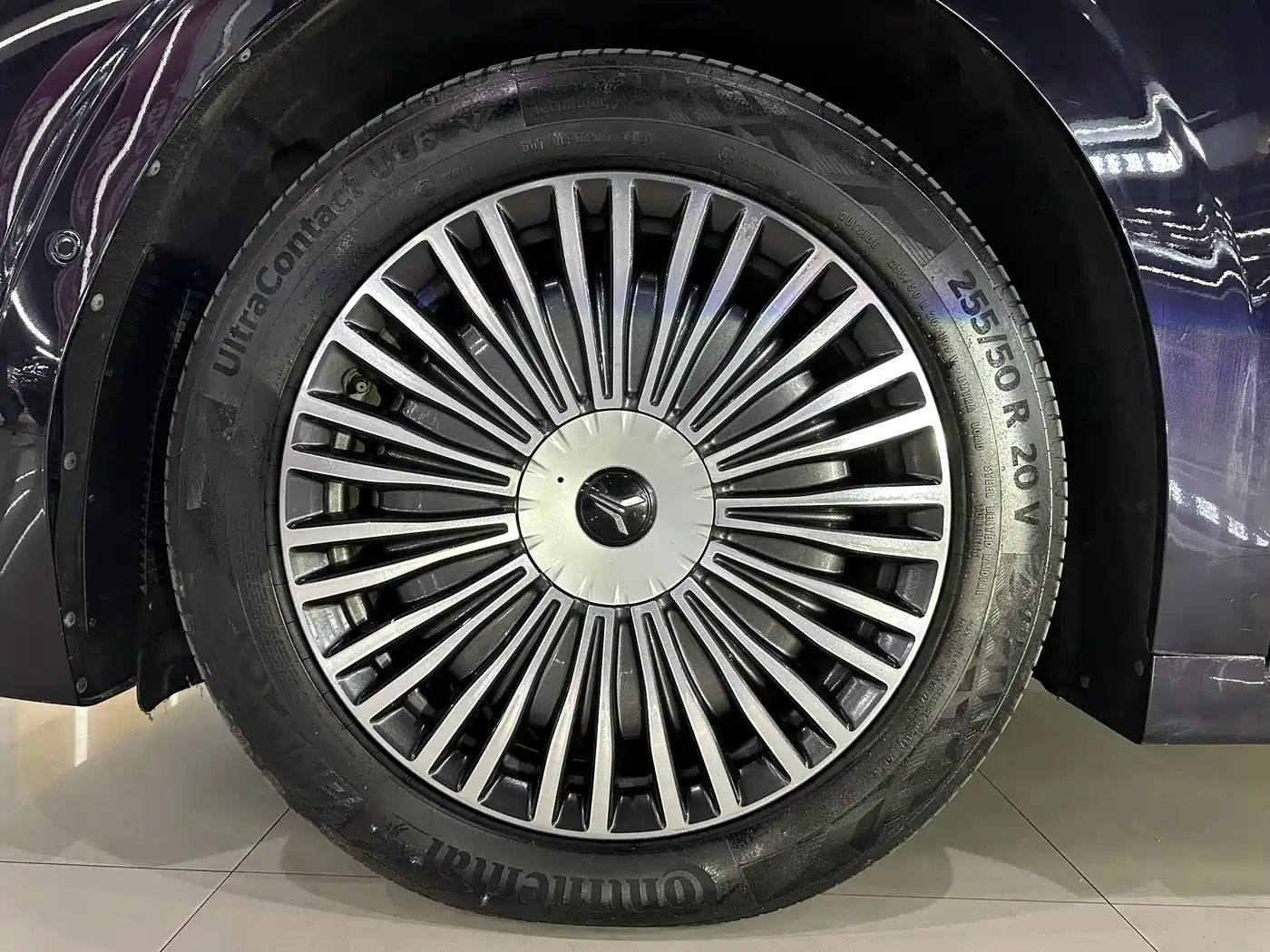 Voyah Auto Voyah Dreamer 2025 PHEV 4WD Kunpeng Premium Edition фото 10