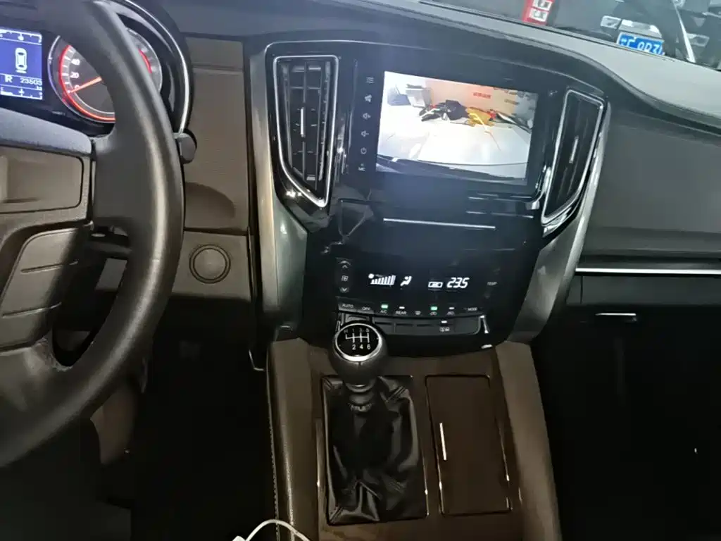 Dongfeng Fengxing Fengxing M7 2022 2021 1.8T Manual Luxury