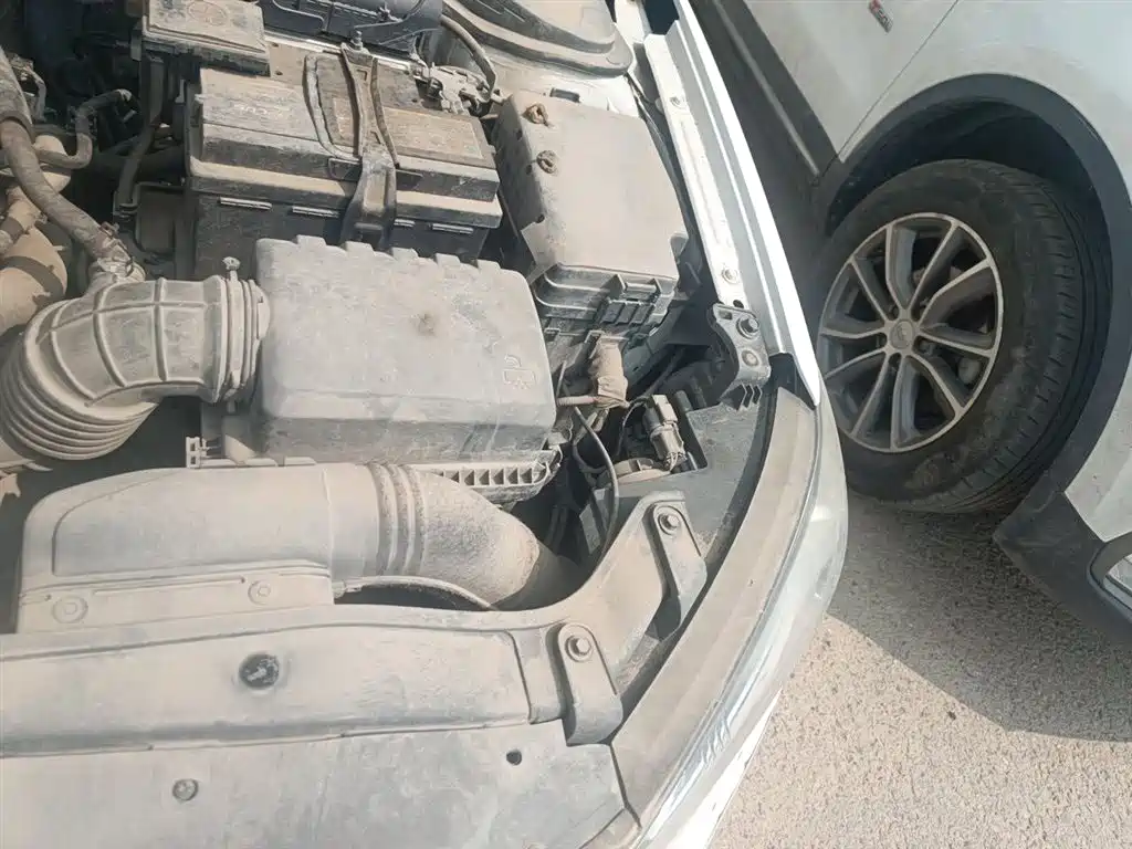Hyundai Elantra 2016 1.6L Manual Smart·Youth Edition фото 24