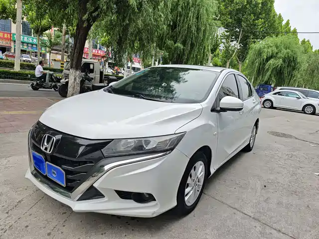  Honda Gienia 2017 1.5L CVT Comfort Edition