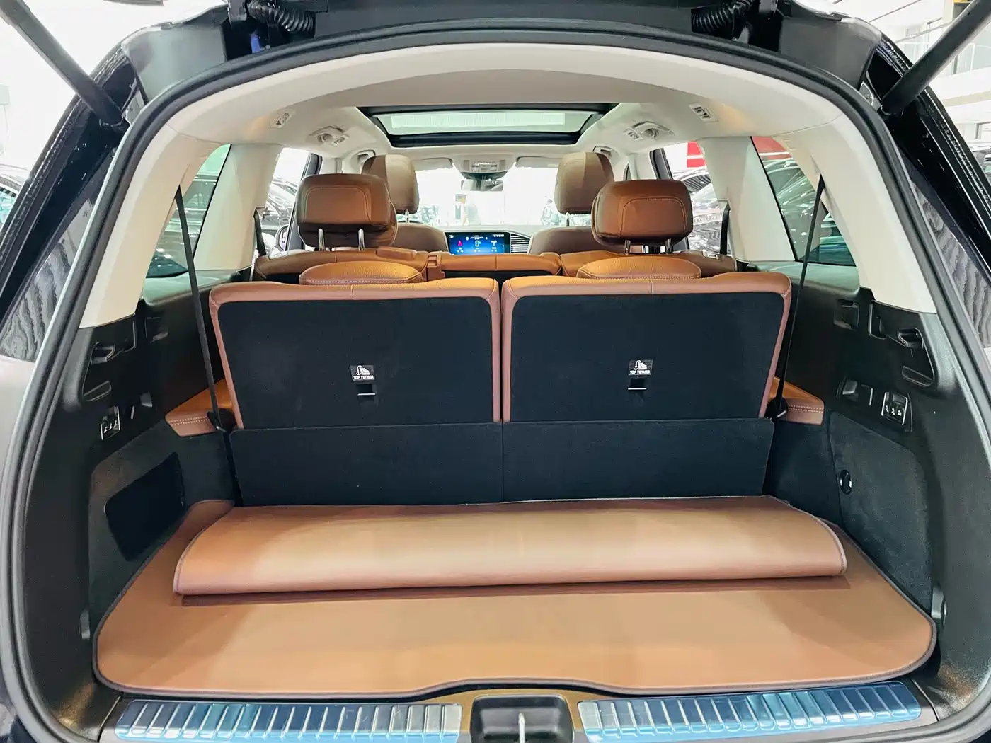 Mercedes-Benz GLS 2024 GLS 450 4MATIC Fashion Edition фото 23