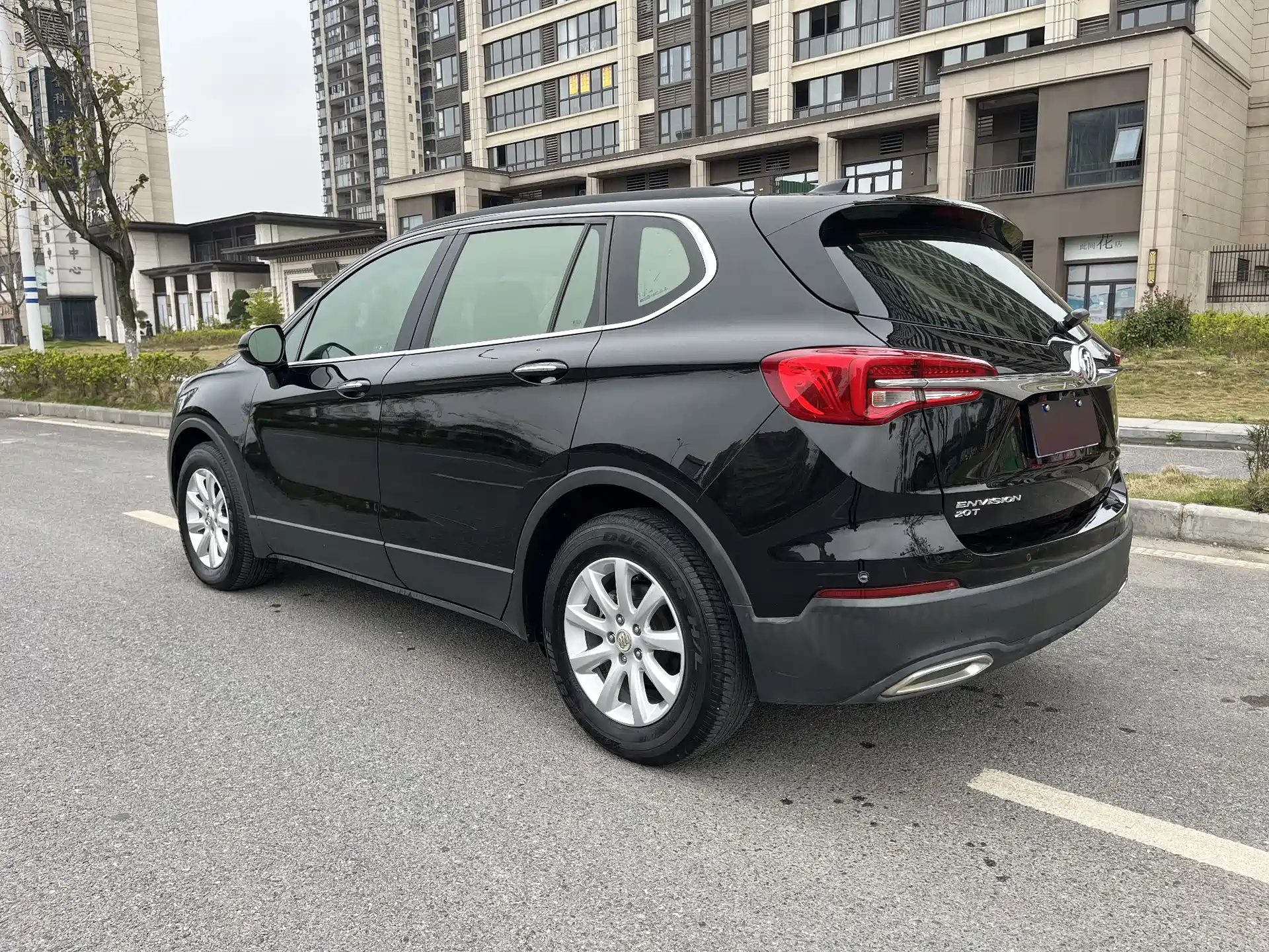 Фото 3 - Buick Envision Plus