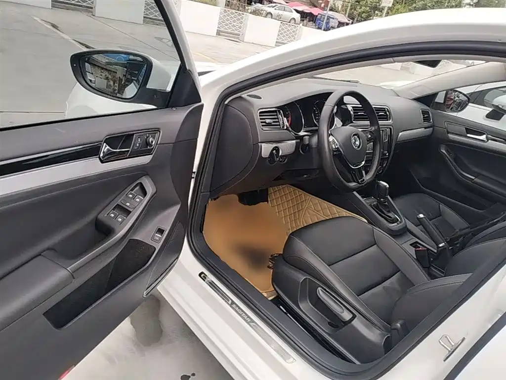 Volkswagen Sagitar 2018 280TSI DSG Comfort фото 16