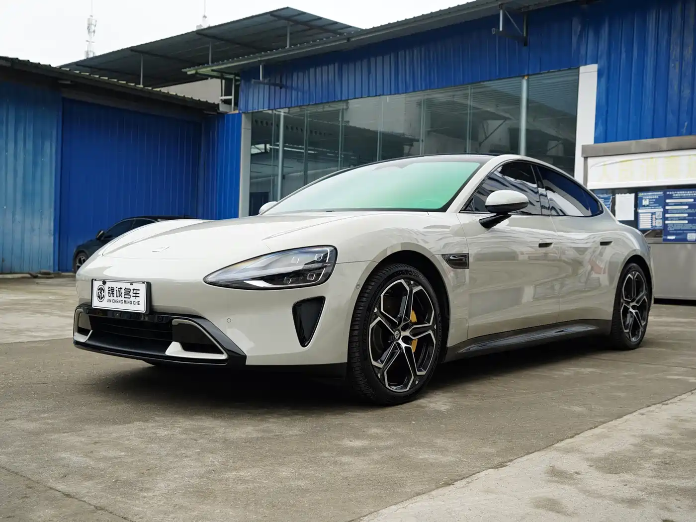 XIAOMI CAR XIAOMI SU7