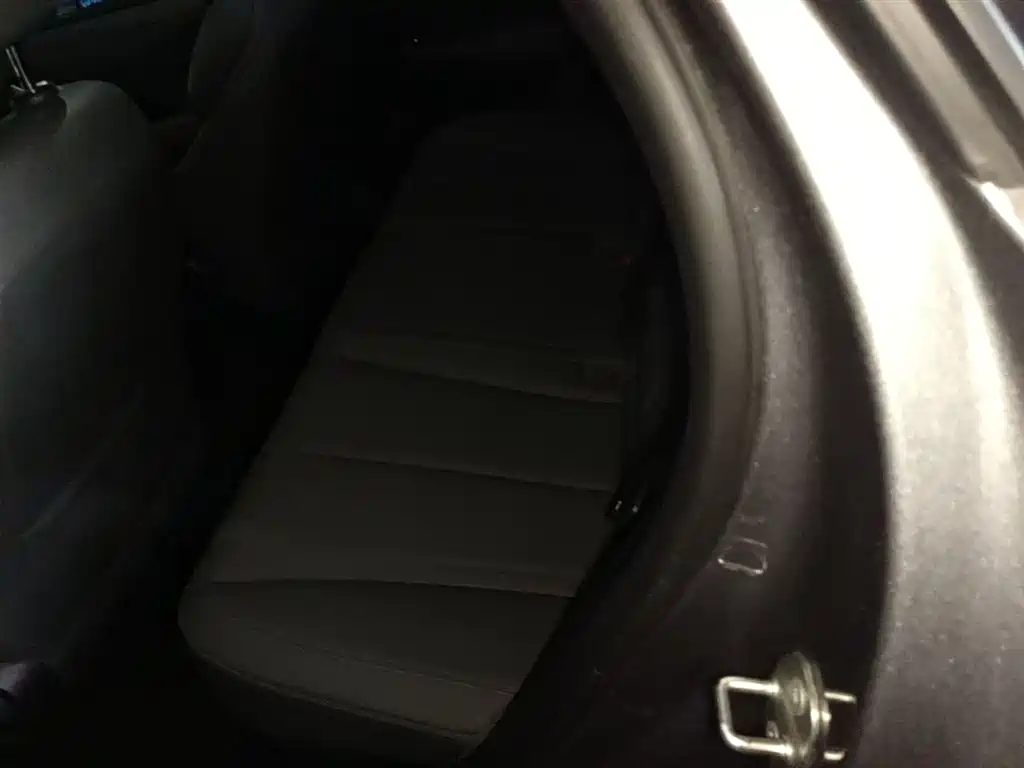 BYD Qin PLUS 2025 DM-i Smart Drive 55KM Leader фото 17