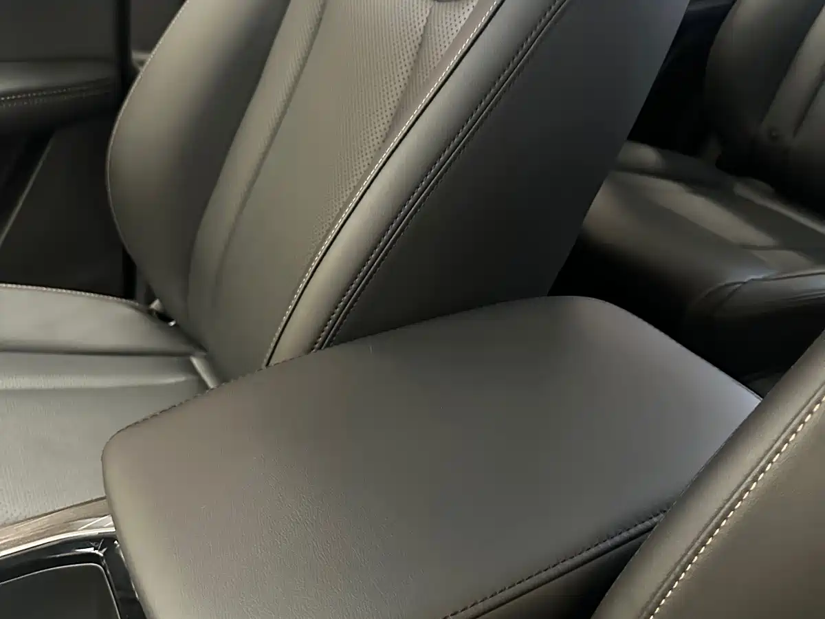 Wuling Motors Wuling Jiachen 2024 2022 1.5T CVT Smart Luxury