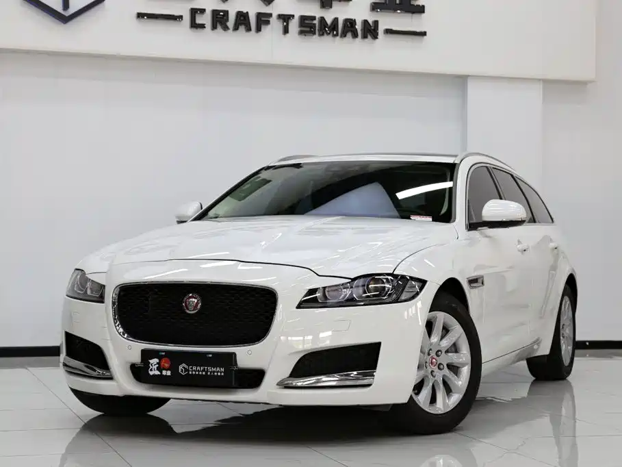 2019 Jaguar XF