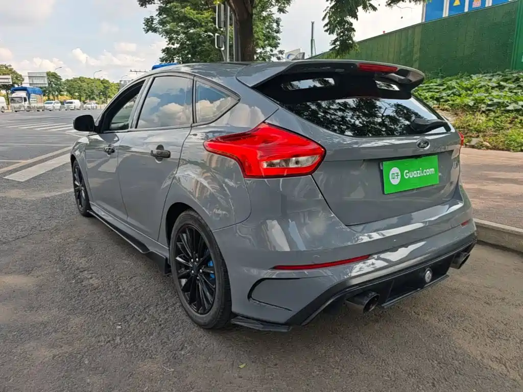 Фото 5 - Ford Focus