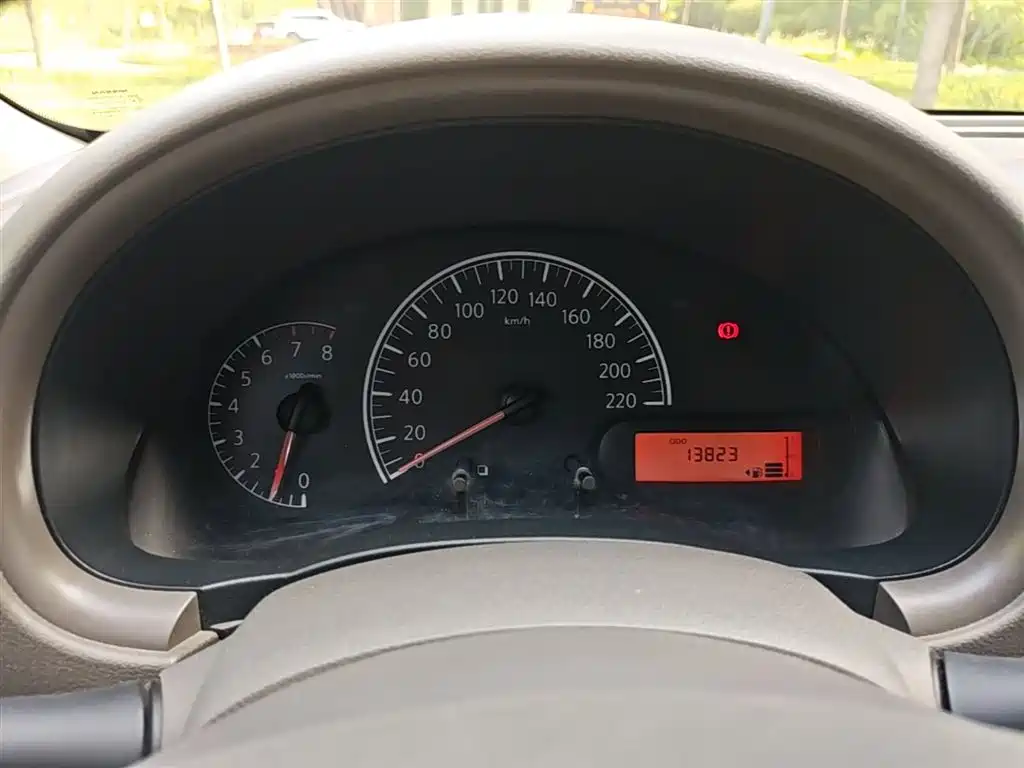 Nissan Sunny 2016 2015 1.5XE Manual Comfort