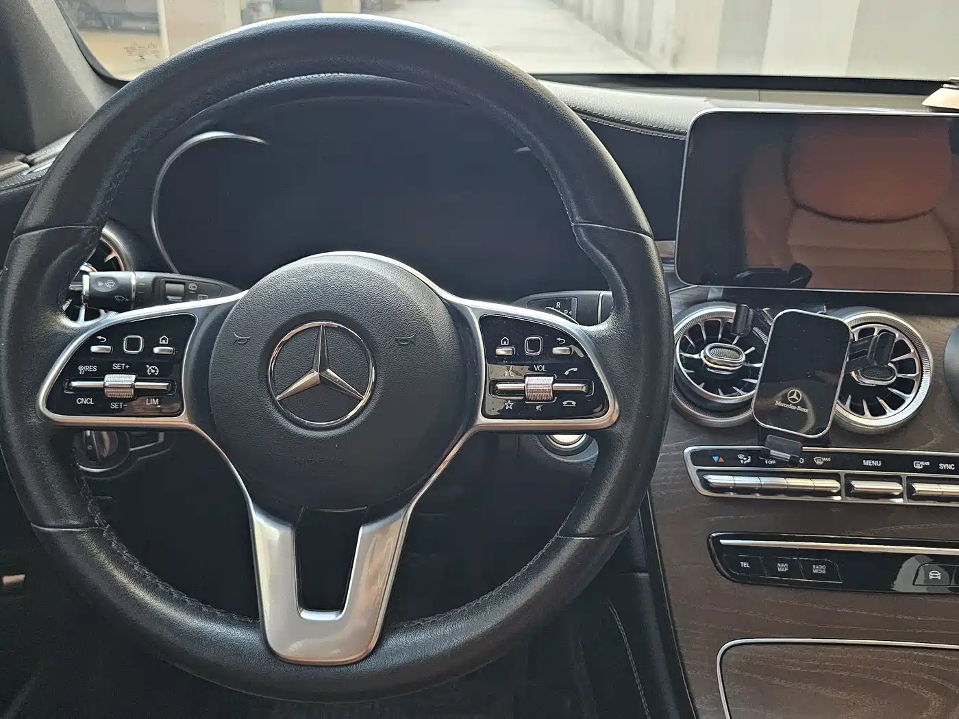 Mercedes-Benz GLC 2020 GLC 260 L 4MATIC Luxury фото 5