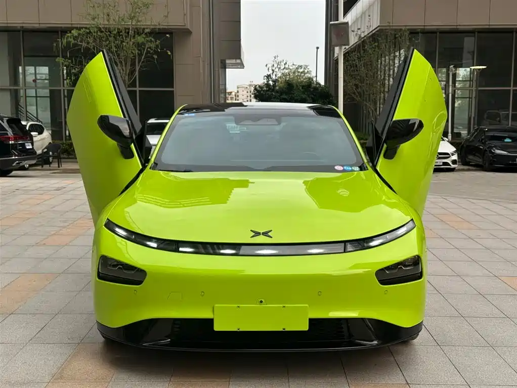 XIAOPENG P7