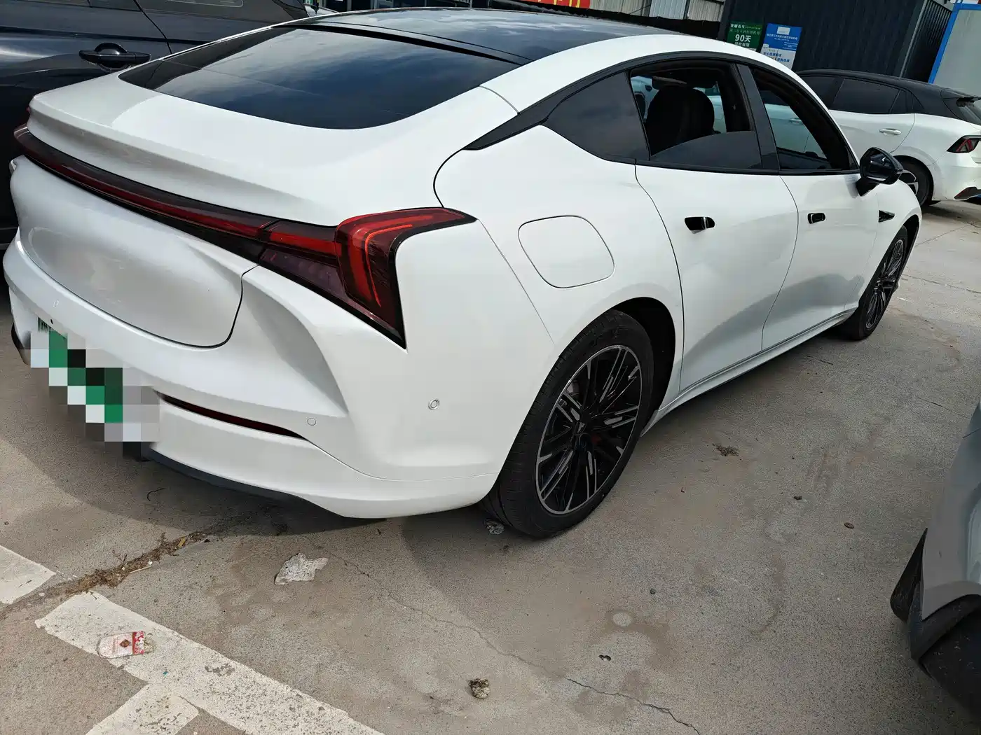 Nezha Auto Nezha S 2023 2022 Model Extended Range 1160km RWD Large Edition