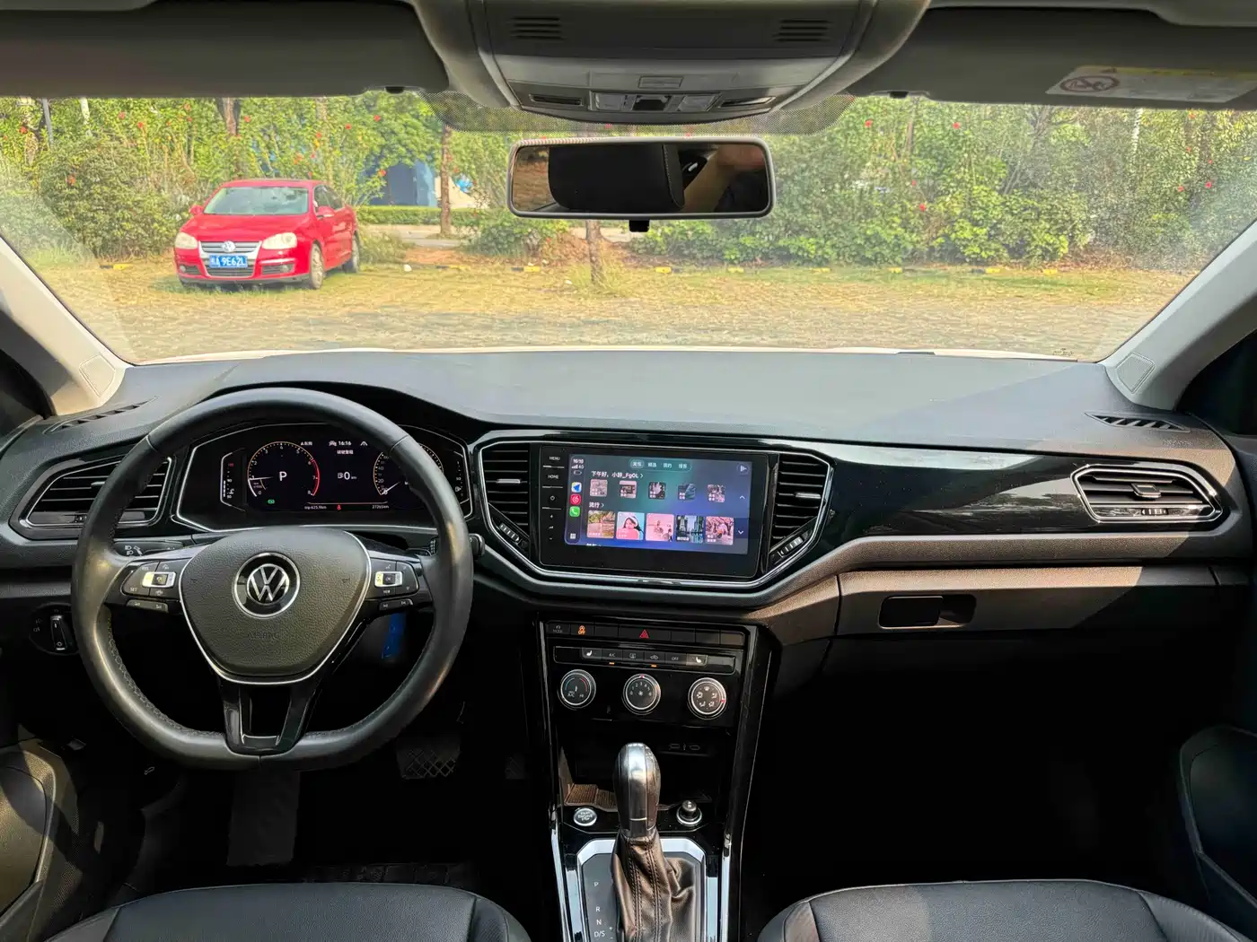 Volkswagen T-ROC 2022 280TSI DSG 2WD Comfort PLUS фото 19