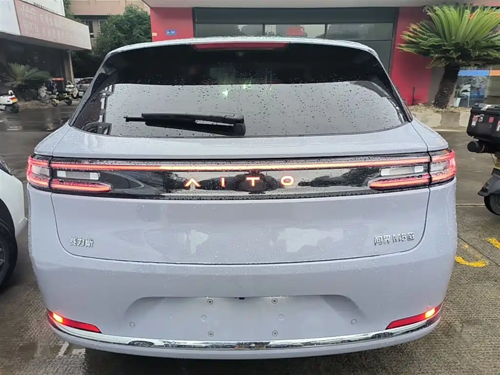 AITO Wenjie AITO M5 2025 Pure Electric Ultra RWD фото 6