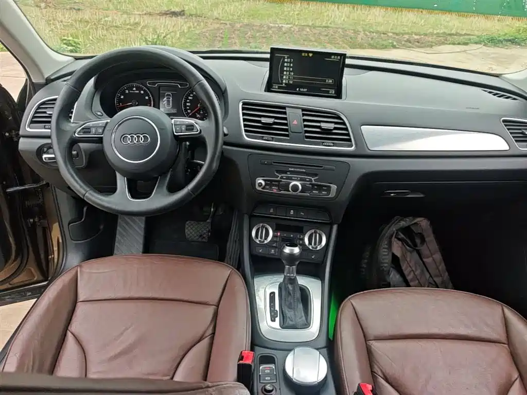 Audi Q3 2015 35 TFSI Comfort фото 10
