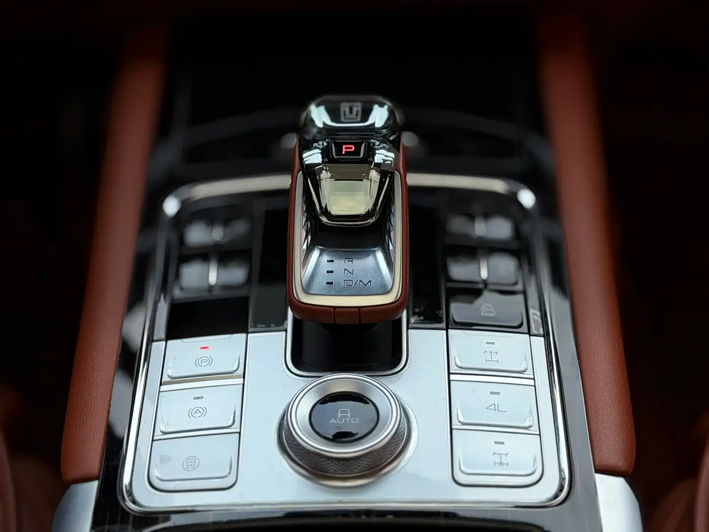 Tank 500 2022 3.0T Premium Custom Edition 5-Seater фото 15