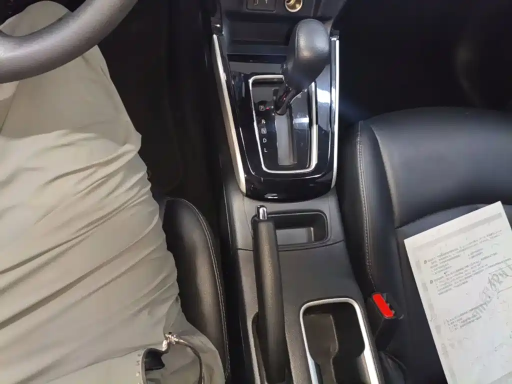 Nissan SYLPHY, миниатюра 10