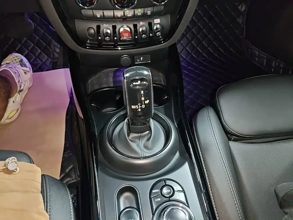 MINI CLUBMAN 2023 2023 1.5T COOPER Classic