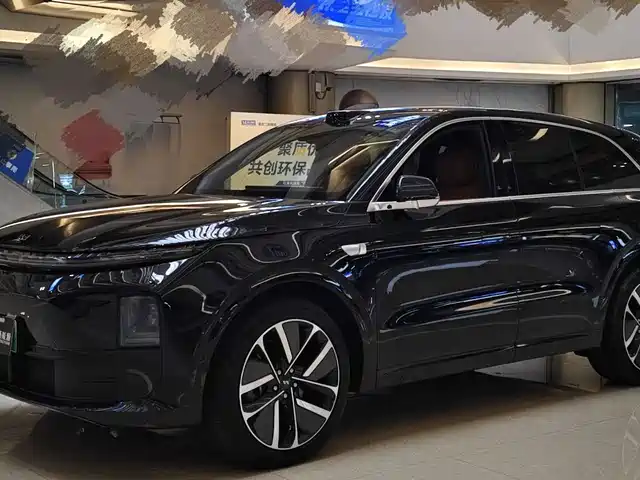 Li Auto L6 2024