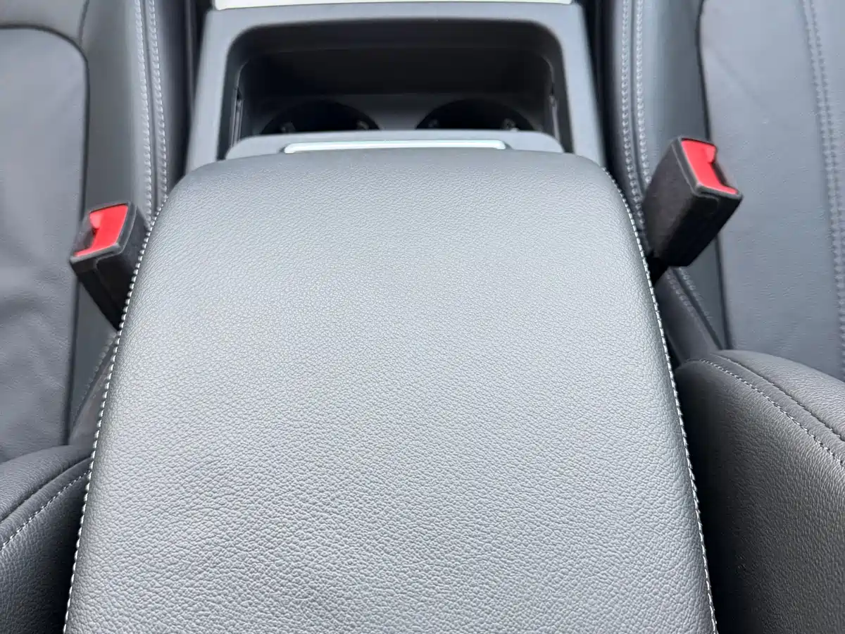 Audi Q5L 2020 Facelift 40 TFSI Honor Fashion фото 17