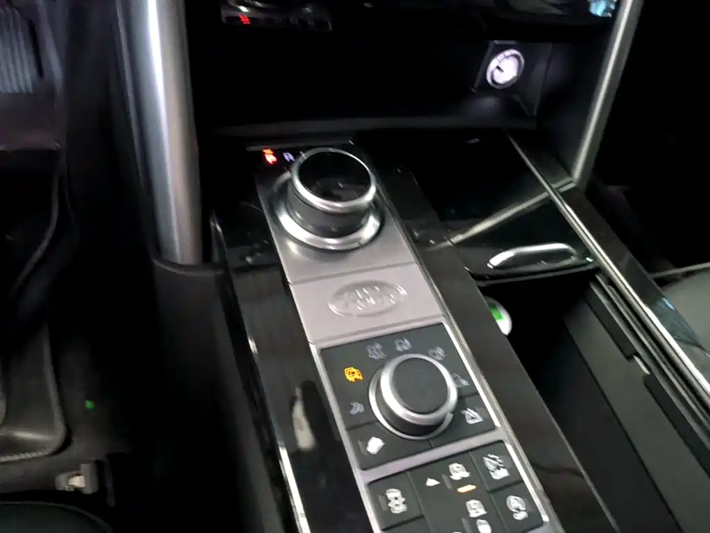 LAND ROVER DISCOVER