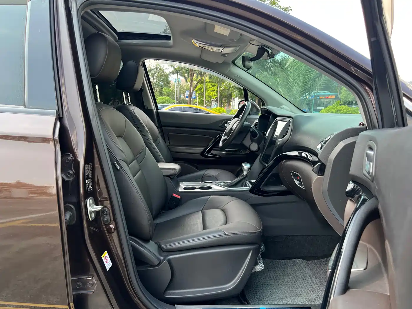 GAC Trumpchi Trumpchi GS4 2016 235T G-DCT Luxury Edition фото 18
