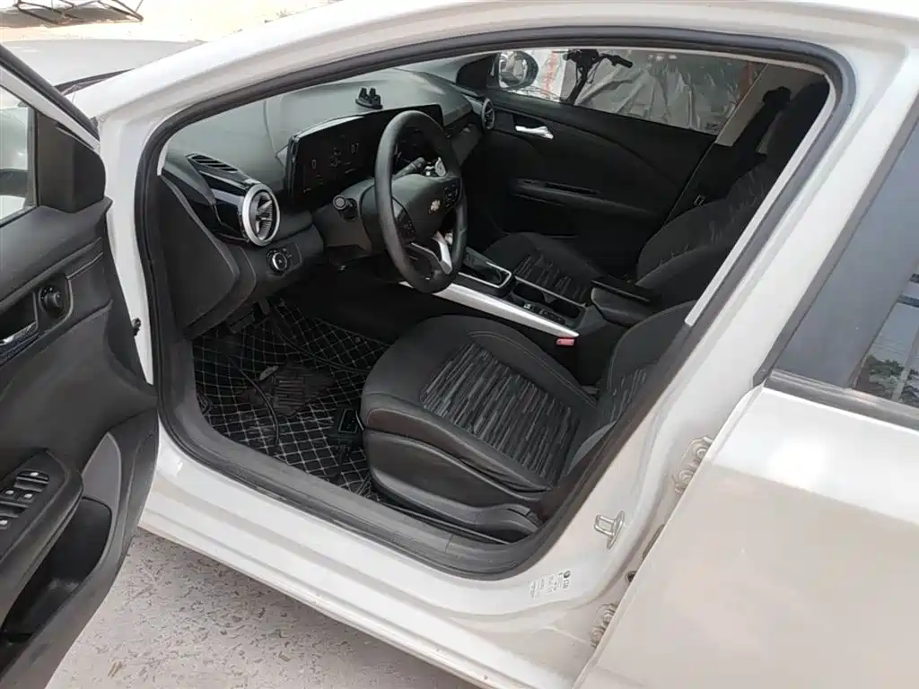 Chevrolet Monza 2024 1.5L Dual-Clutch Enjoyment Edition фото 15