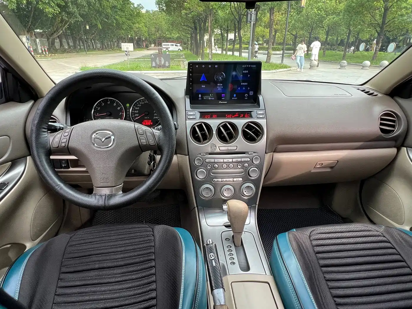 Фото 13 - Mazda 6