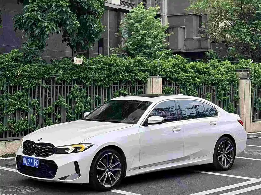 Фото 2 - BMW 3 Series