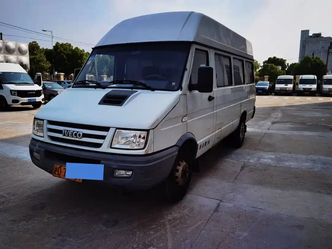 Iveco Daily 2013 2014 Model 2.8T-V40 NJ5044XXY3A43S4