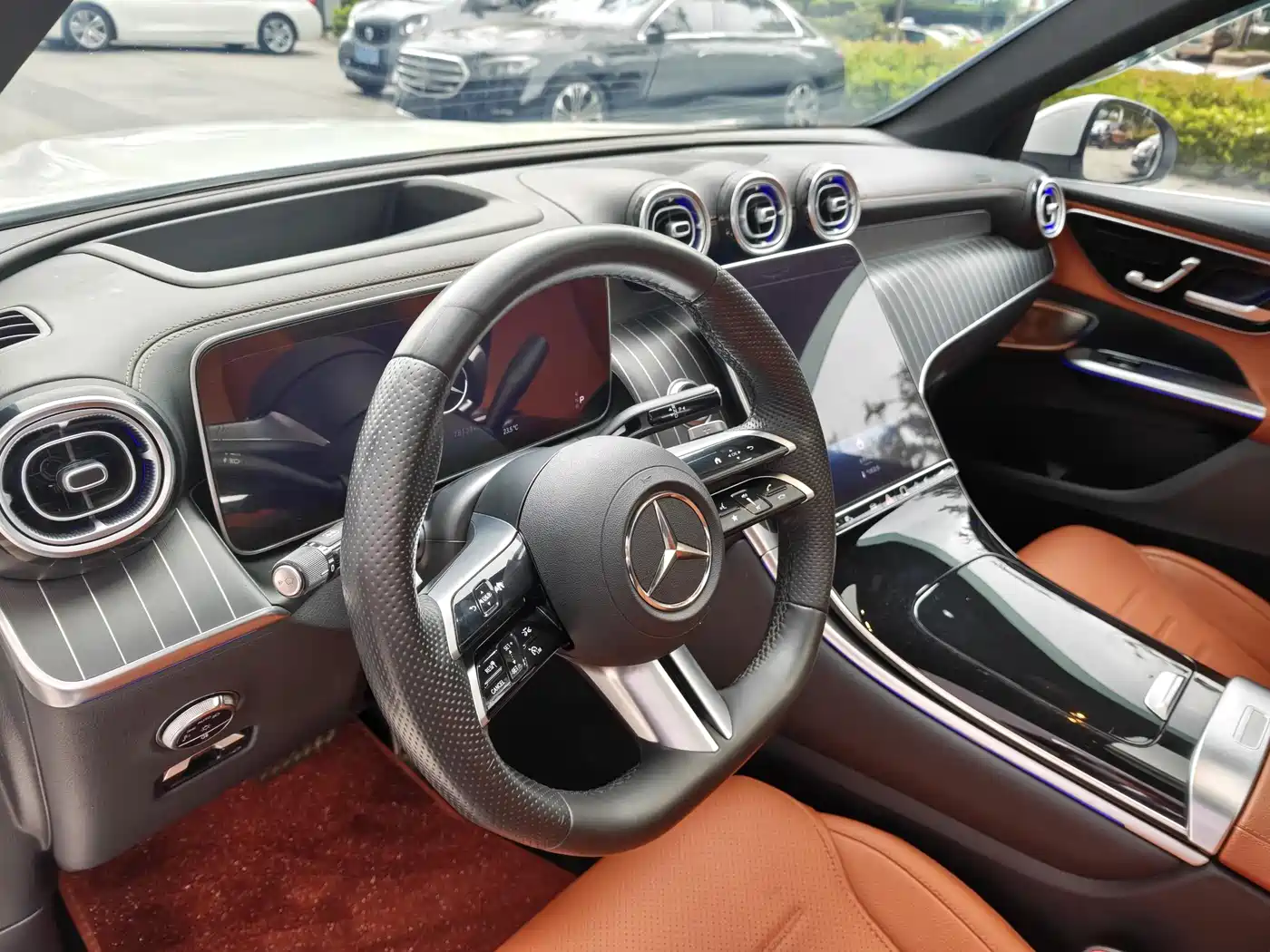 Photo 24 - Mercedes-Benz GLC