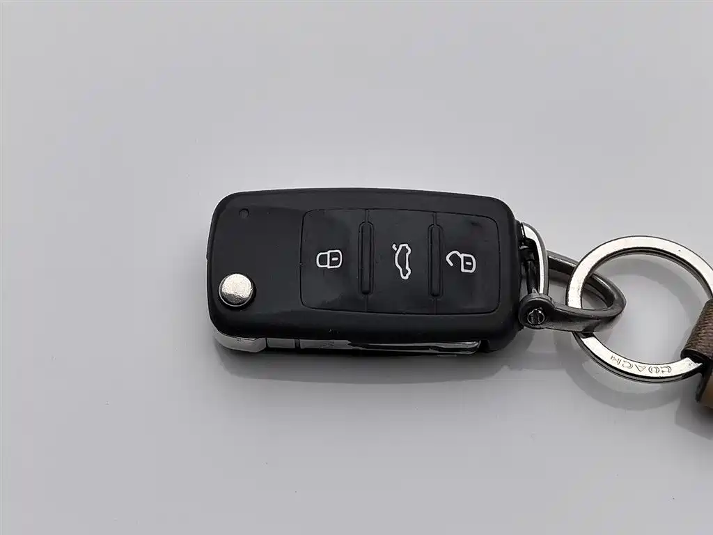 Volkswagen Lavida 2019 Lavida Start 1.5L Auto Comfort (China VI) фото 19