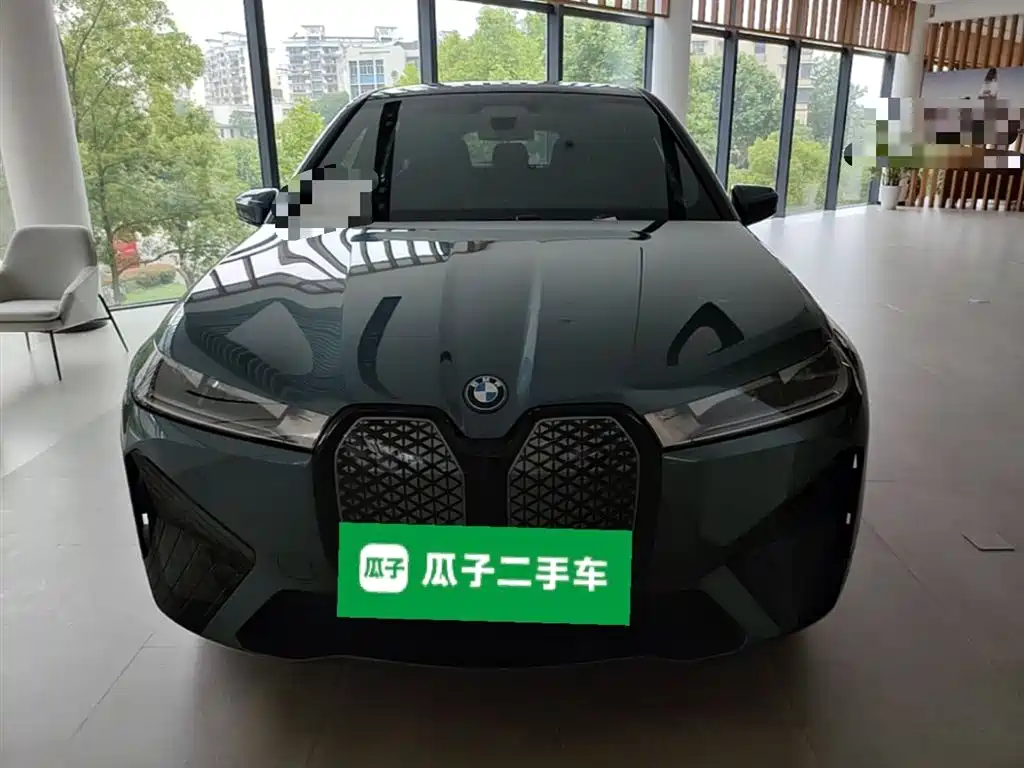 BMW iX 2022 xDrive40 фото 3