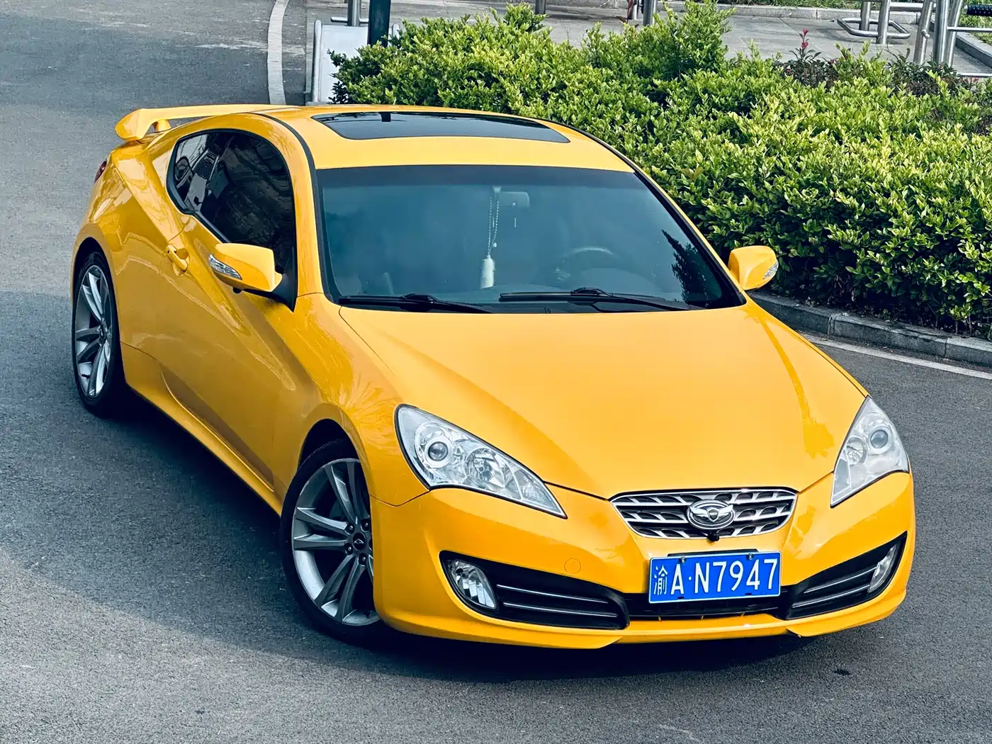 Hyundai Genesis Coupe 2012 2.0T Automatic Luxury Edition фото 4