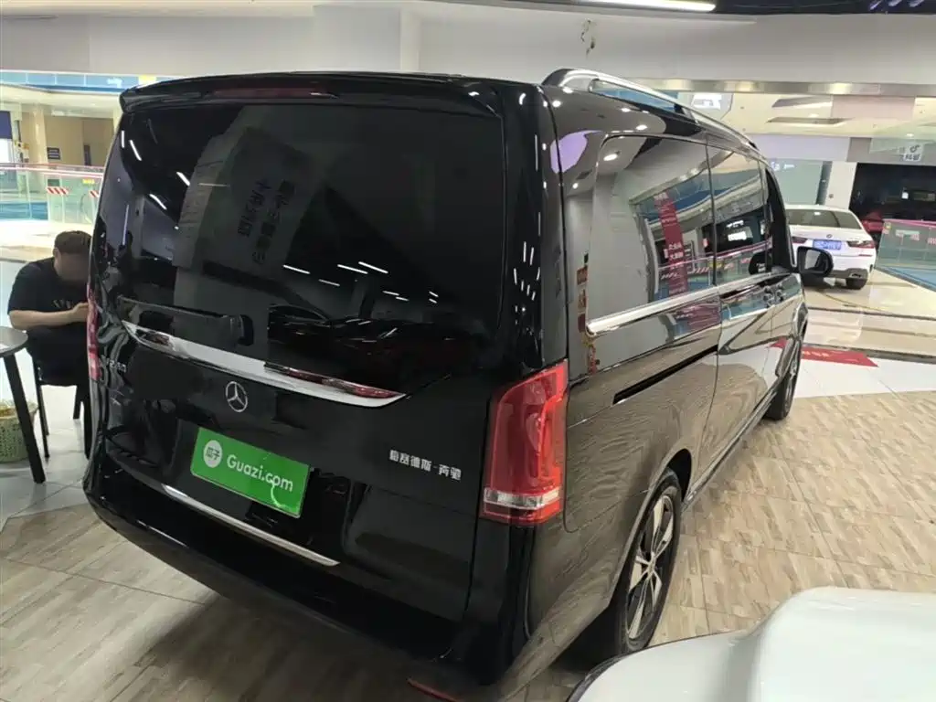 Mercedes-Benz V-Class 2022 V 260 Prestige Edition фото 7