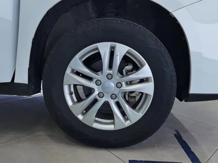 Haval M6 2019 1.5T Manual 2WD Urban Type China VI фото 6