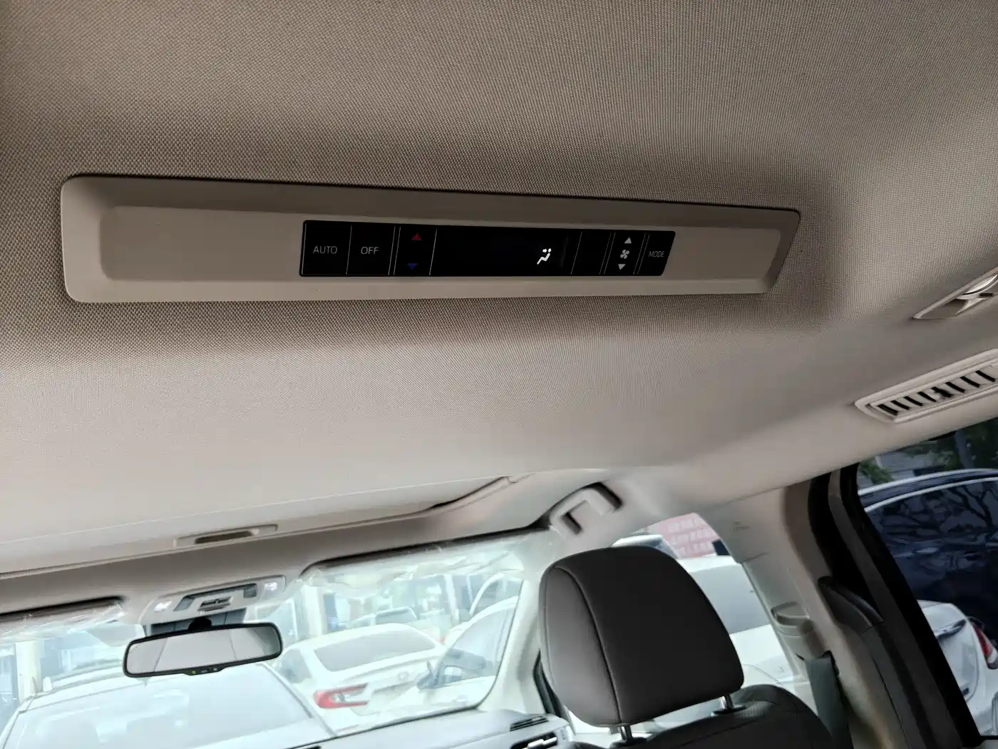 Toyota Sienna 2021 2.5L Hybrid Luxury Edition фото 9