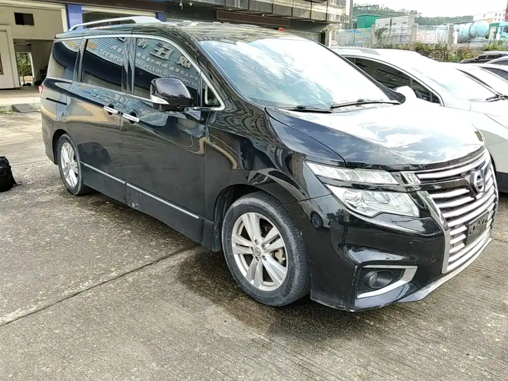 Nissan Quest 2017 2015 3.5L SL