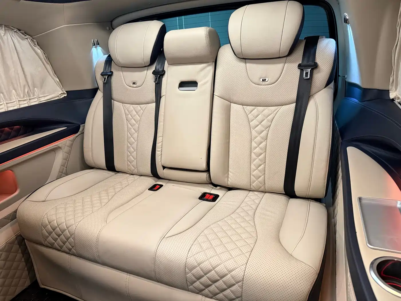 MERCEDES-BENZ V CLASS