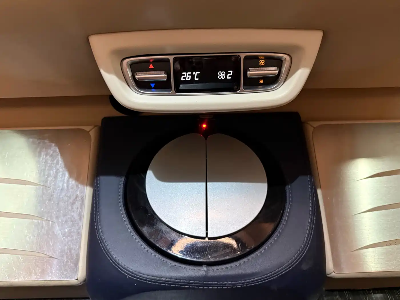 MERCEDES-BENZ V CLASS