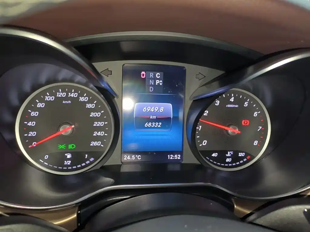 Mercedes-Benz V-Class 2022 V 260 Prestige Edition фото 12