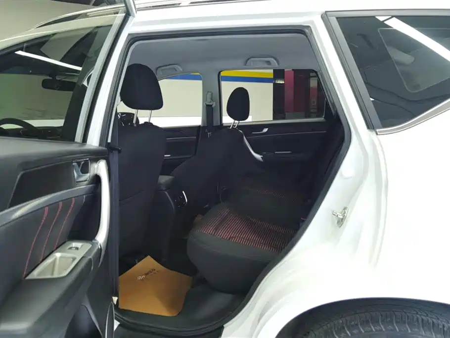 Haval M6 2019 1.5T Manual 2WD Urban Type China VI фото 11