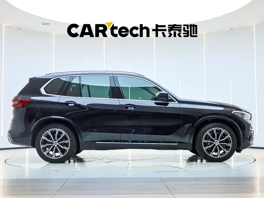 BMW X5 (Import) 2019 xDrive40i M Sport Package фото 4
