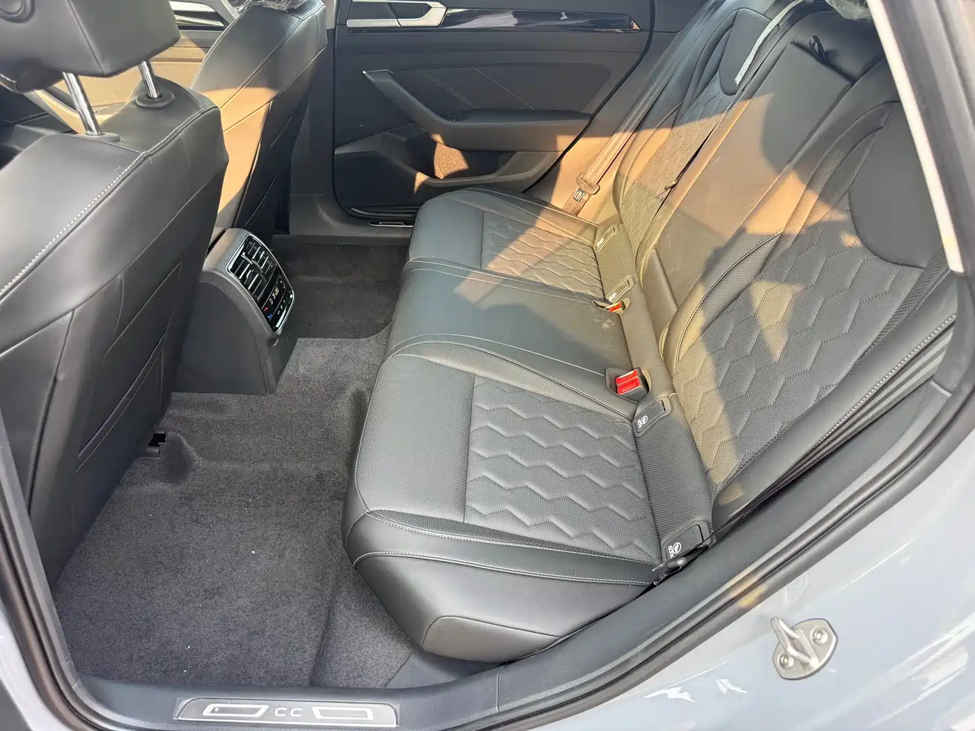 VOLKSWAGEN FAW-CC