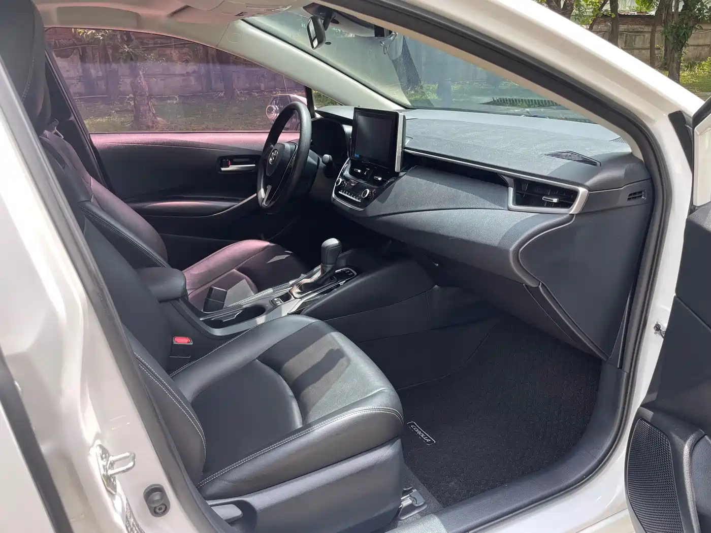 Toyota Corolla 2021 1.2T S-CVT Elite PLUS Edition фото 13